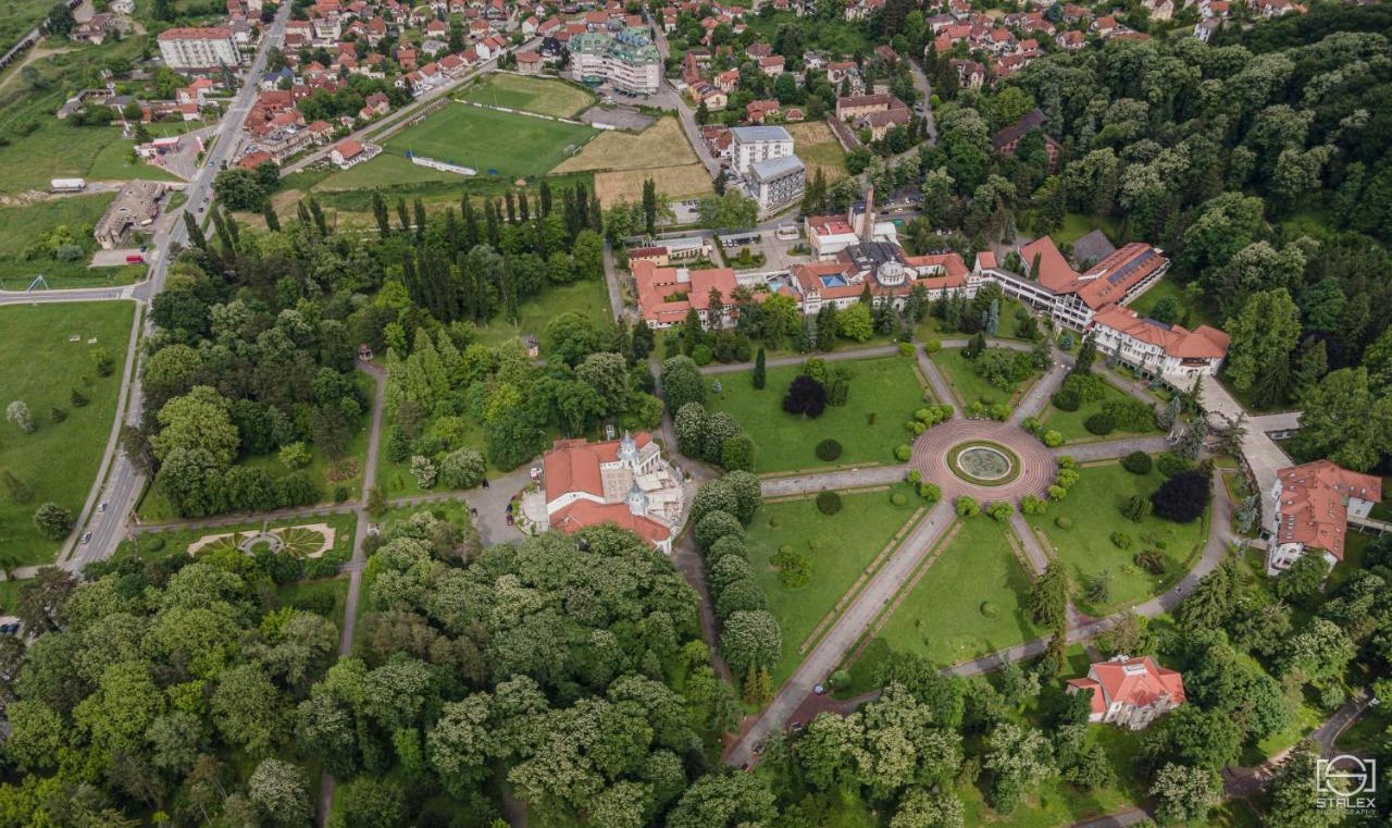 Onore dell’amore Banja Koviljača Esterno foto